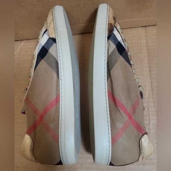 Burberry Hartfields House Check Low Top Sneaker Women Size 10 - Picture 4 of 13